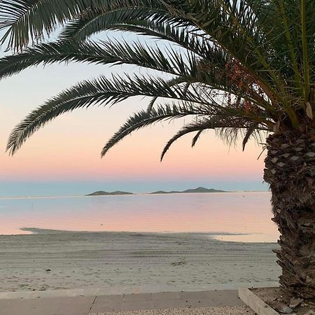 Apartamento Mar Menor, Los Urrutias - Beachfront Apartment With Patio Under New Management Since July 2024 كارتاخينه المظهر الخارجي الصورة