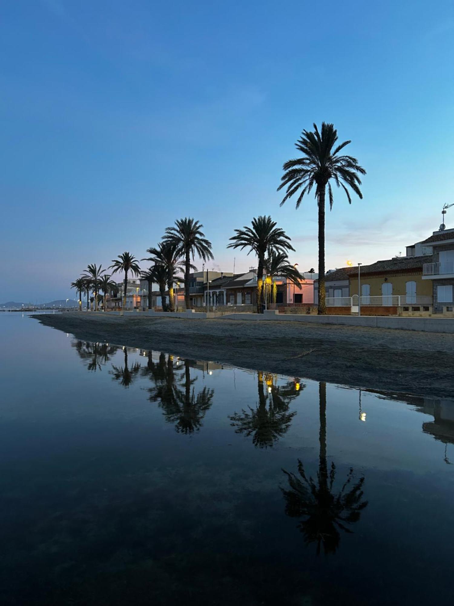 Apartamento Mar Menor, Los Urrutias - Beachfront Apartment With Patio Under New Management Since July 2024 كارتاخينه المظهر الخارجي الصورة