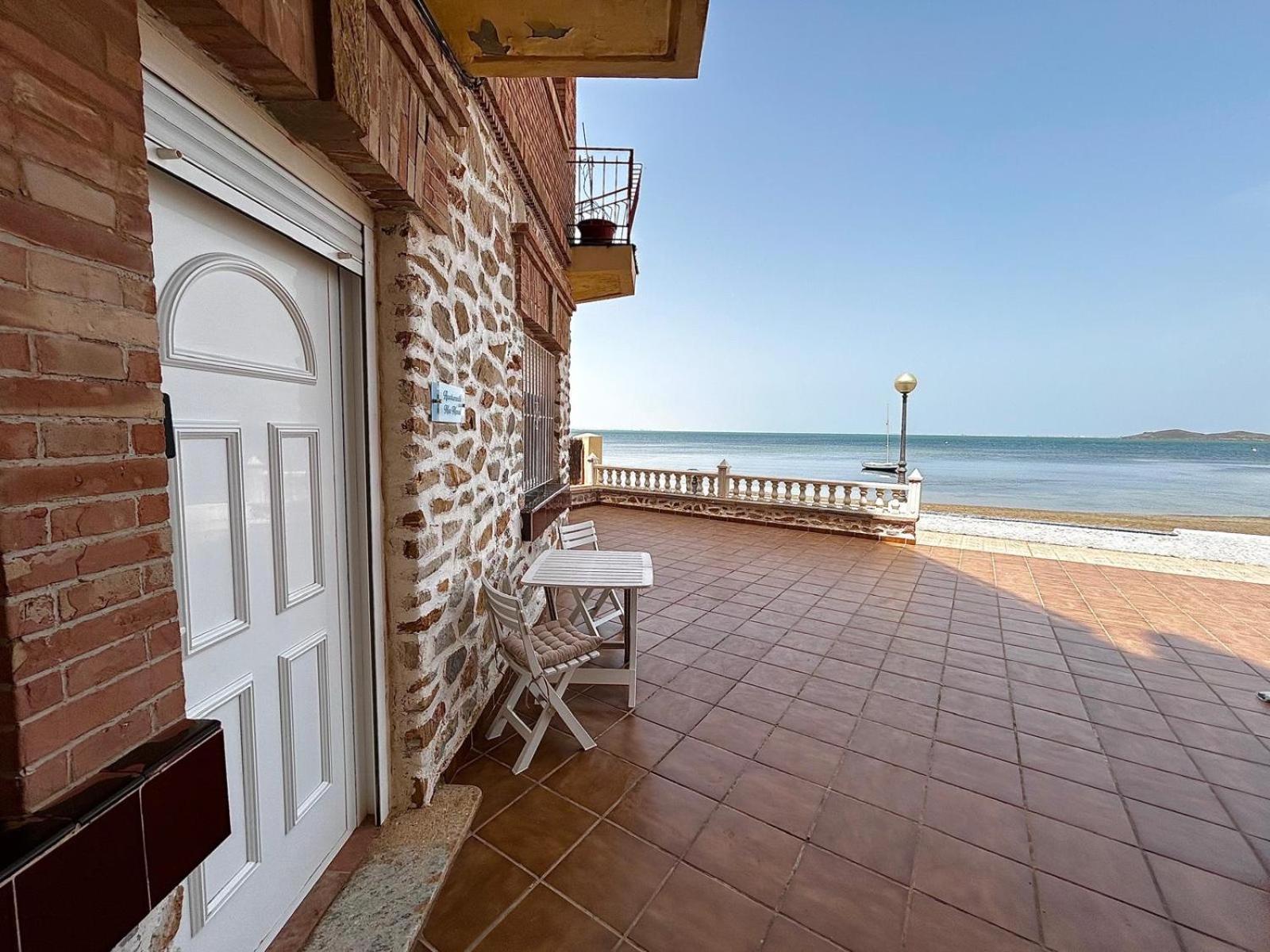 Apartamento Mar Menor, Los Urrutias - Beachfront Apartment With Patio Under New Management Since July 2024 كارتاخينه المظهر الخارجي الصورة